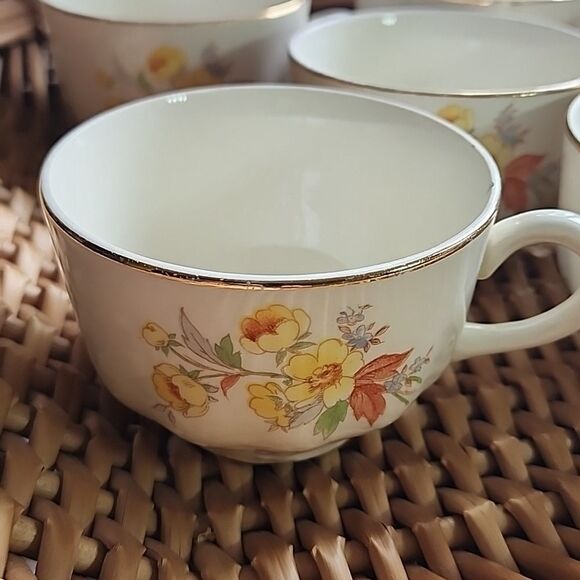 Vintage Lot Of 6 Homer Laughlin 'Susan' Pattern Yellow Floral - Picture 4 of 17